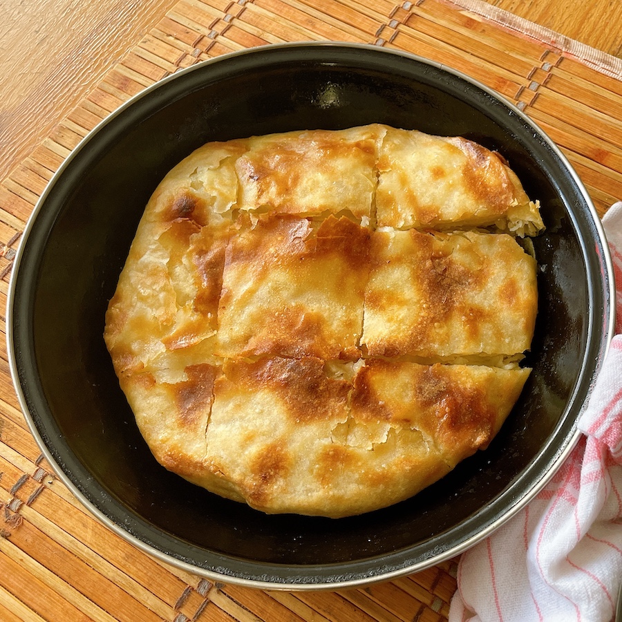 Maslanica in baking tray